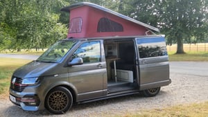 2020 Volkswagen Transporter T6.1 Highline — photo 17 of 57