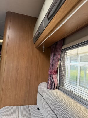 2017 Auto-Trail Scout SE — photo 11 of 29