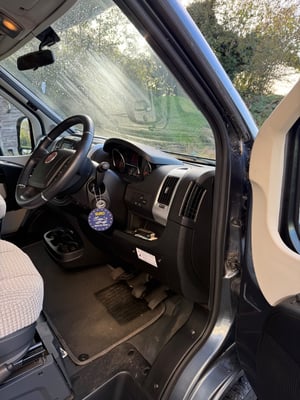 2017 Auto-Trail Scout SE — photo 16 of 29