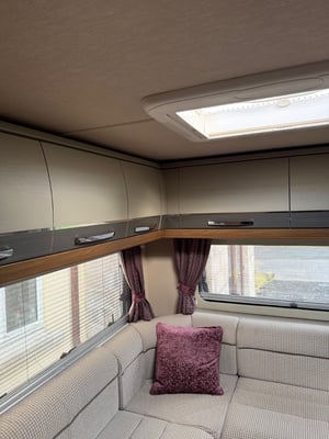 2017 Auto-Trail Scout SE — photo 21 of 29