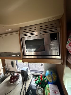 2017 Auto-Trail Scout SE — photo 25 of 29