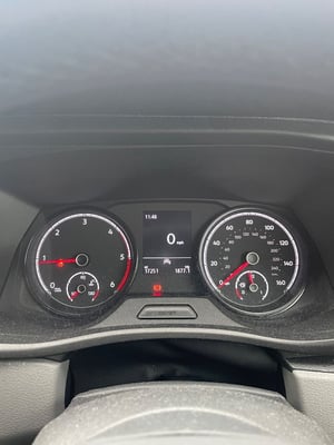2022 Volkswagen Transporter T28 Startline — photo 10 of 36