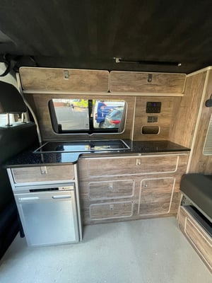 2022 Volkswagen Transporter T28 Startline — photo 23 of 36