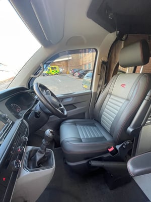 2022 Volkswagen Transporter T28 Startline — photo 30 of 36