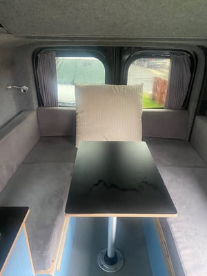 2021 Nissan NV300 — photo 5 of 25