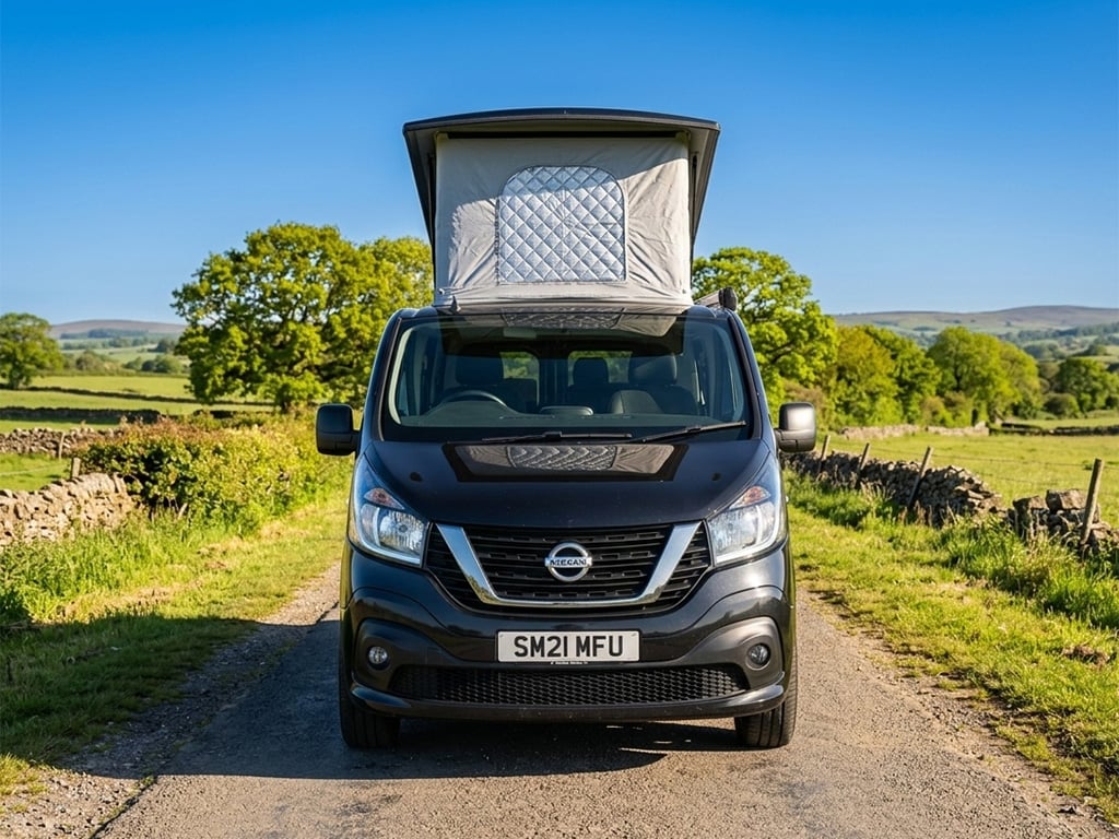 2021 Nissan NV300 - Image 1