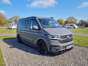 2023 Volkswagen Transporter T6.1 SWB — photo 1 of 16