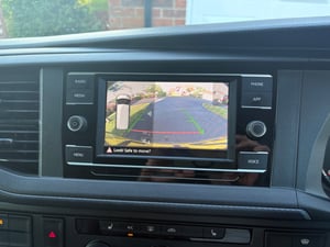 2023 Volkswagen Transporter T6.1 SWB — photo 11 of 16