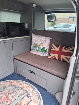 2002 Mazda Bongo — photo 8 of 10