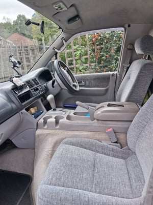 2002 Mazda Bongo — photo 7 of 10