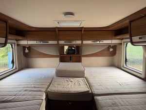 2017 Hymer B778 — photo 15 of 21