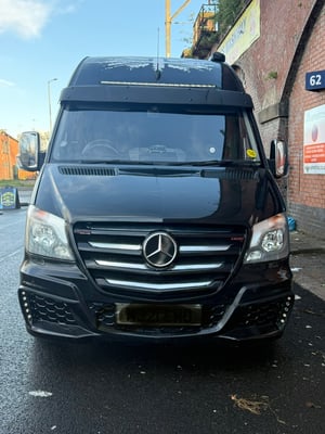 2014 Mercedes-Benz Sprinter — photo 9 of 25