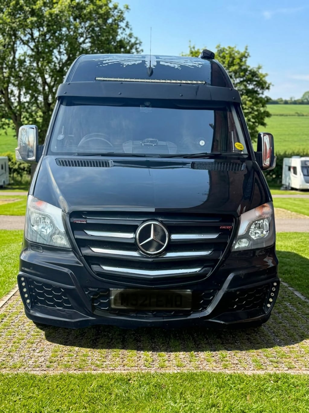 2014 Mercedes-Benz Sprinter - Image 1