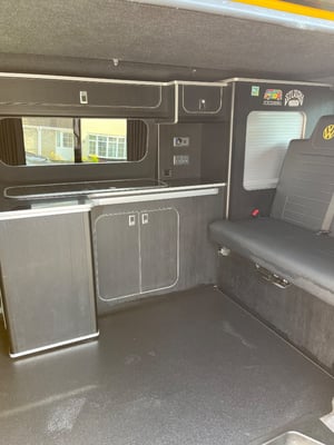 2016 Volkswagen T6.1 Campervan — photo 5 of 13