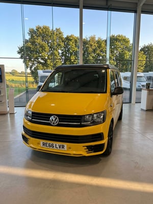 2016 Volkswagen T6.1 Campervan — photo 1 of 13