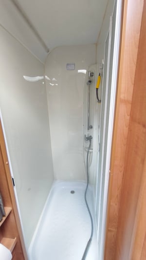 2011 Auto-Trail Dakota — photo 4 of 14