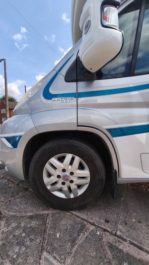 2011 Auto-Trail Dakota — photo 13 of 14