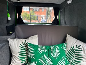 1983 Volkswagen T25 — photo 6 of 15