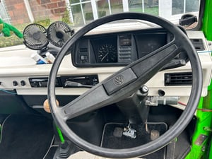 1983 Volkswagen T25 — photo 7 of 15
