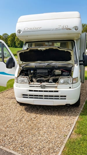 2002 Peugeot Boxer — photo 1 of 10