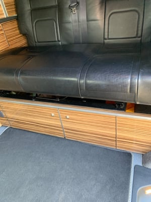  2011 Volkswagen Transporter T5.1 4Motion Camper — photo 15 of 17