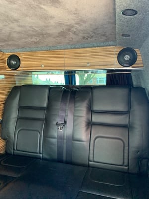  2011 Volkswagen Transporter T5.1 4Motion Camper — photo 16 of 17
