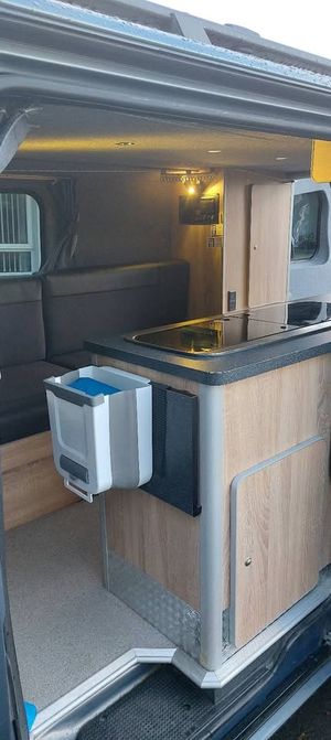 2012 Renault Trafic 2.0 LWB — photo 14 of 23