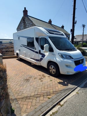 2017 Swift Escape 695 — photo 4 of 14
