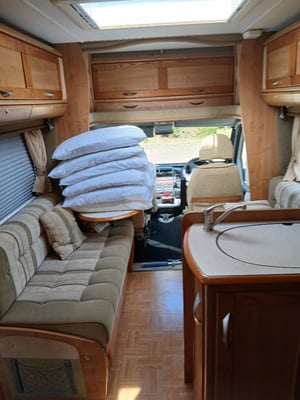 2006 Auto-Trail Cheyenne 660 — photo 8 of 11