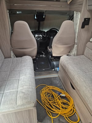 2021 Elddis Sunseeker — photo 7 of 12