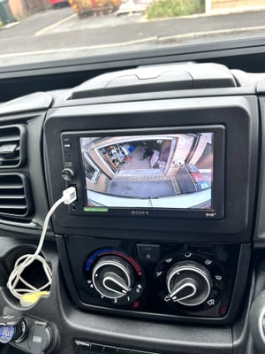 2023 Auto-Trail Expedition 67 — photo 8 of 63