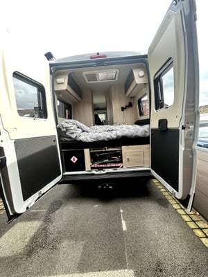 2023 Auto-Trail Expedition 67 — photo 38 of 63