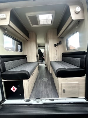2023 Auto-Trail Expedition 67 — photo 41 of 63