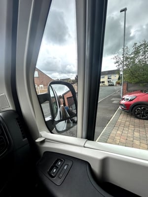 2023 Auto-Trail Expedition 67 — photo 47 of 63