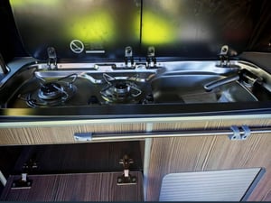 2005 Volkswagen Campervan — photo 2 of 13