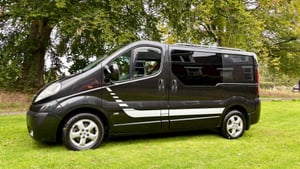 2013 Vauxhall Vivaro — photo 4 of 14