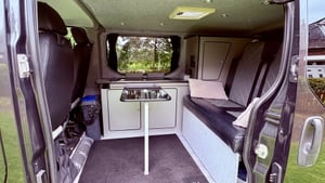2013 Vauxhall Vivaro — photo 11 of 14