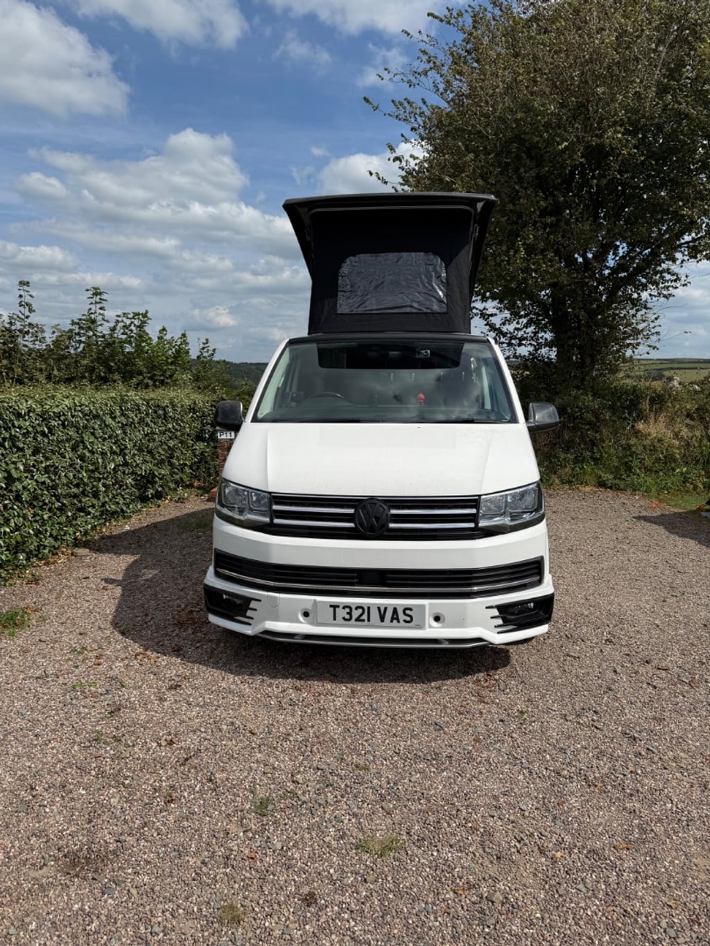 2018 Volkswagen Transporter - Image 1
