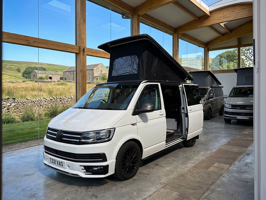 2018 Volkswagen Transporter T6 - Image 1