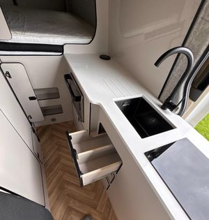 2021 Volkswagen Crafter CR35 Trendline — photo 23 of 30