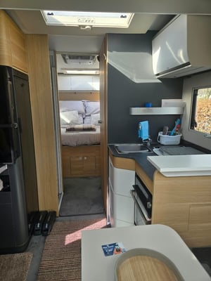 2021 Adria Matrix 670 DC Plus — photo 9 of 22