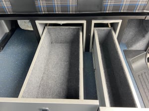 2023 Volkswagen Transporter T6.1  — photo 15 of 52