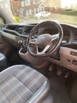 2023 Volkswagen Transporter T6.1  — photo 8 of 52