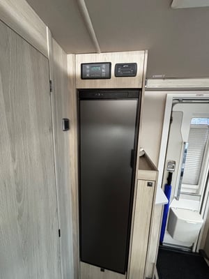 2020 Auto-Trail F-Line F60 — photo 5 of 22