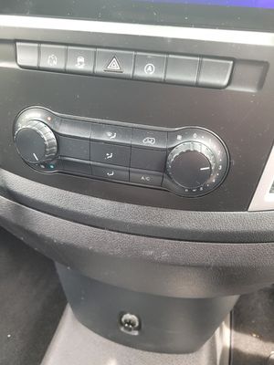2019 Mercedes Vito — photo 8 of 54
