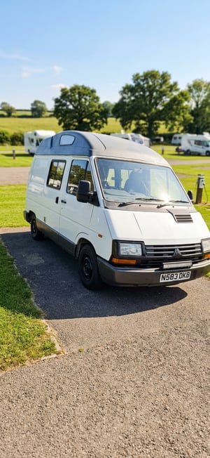 1996 Renault Trafic — photo 1 of 9
