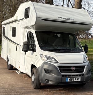 2018 Weinsberg Carahome 700 DG — photo 6 of 25