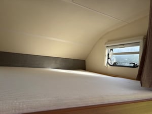 Weinsberg Carahome 700 DG — photo 43 of 63