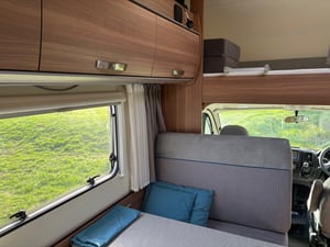 Weinsberg Carahome 700 DG — photo 52 of 63