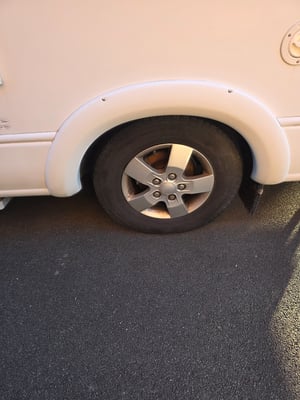 2005 Auto-Trail Frontier Scout — photo 16 of 30